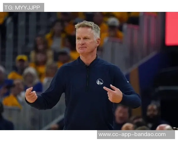 今晚巴特勒否认代替库里成为蝙蝠侠称绝对不是 今晚巴特勒否认代替库里成为蝙蝠侠称绝对不是