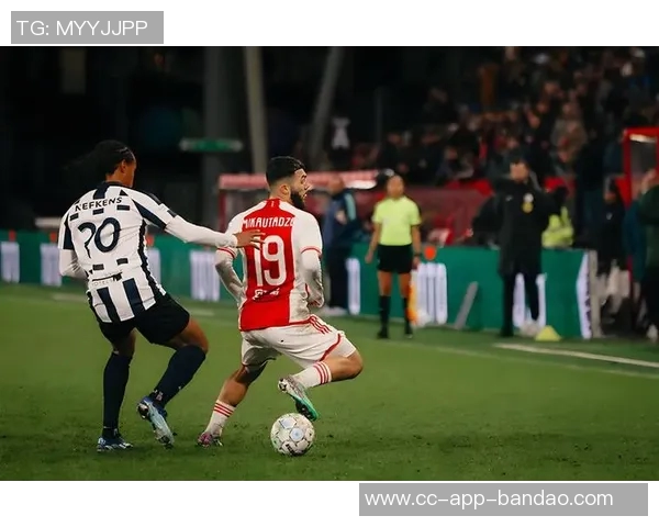 帕斯谈与劳塔罗阿尔瓦雷斯搭档踢球的轻松与挑战克服之道